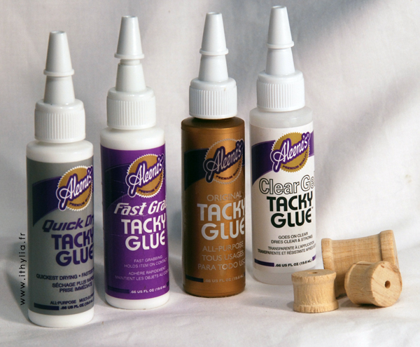 Pourquoi la Tacky Glue est ma colle favorite ?